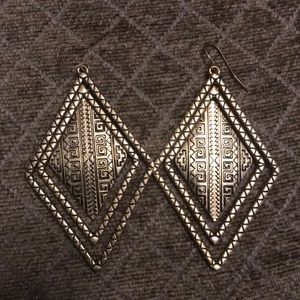 Gold, diamond-shaped tribal print earrings